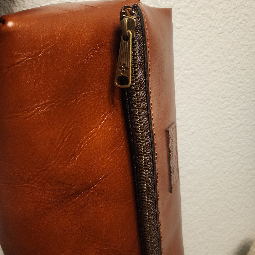 Patricia Nash Magnetic Clutch With Wrist Strap (Aged Brass Hardware) - Picture 10 of 11